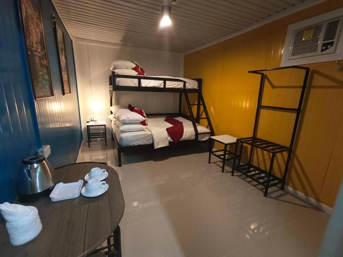 Happy Daze Hotel タグム エクステリア 写真