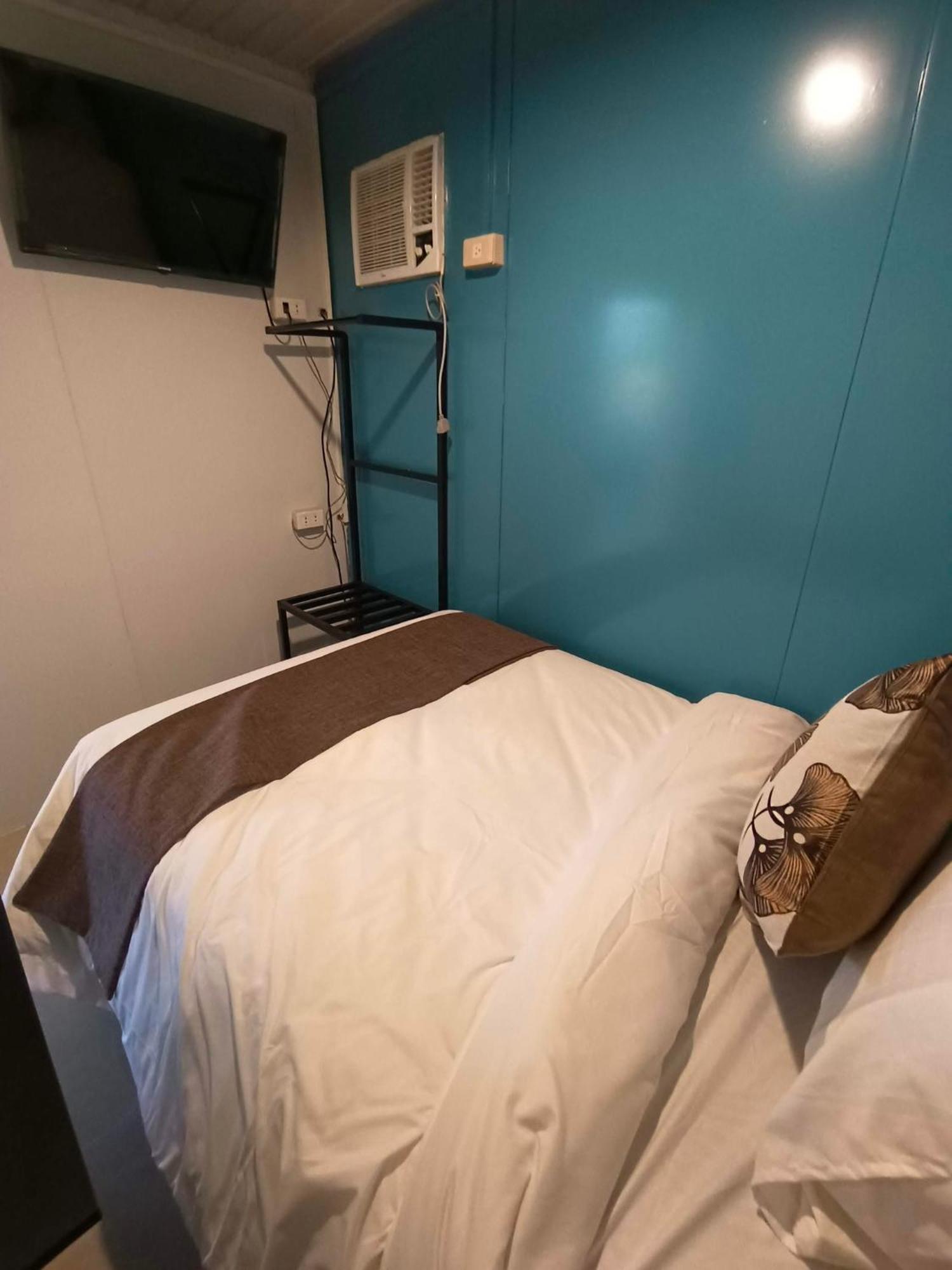 Happy Daze Hotel タグム エクステリア 写真